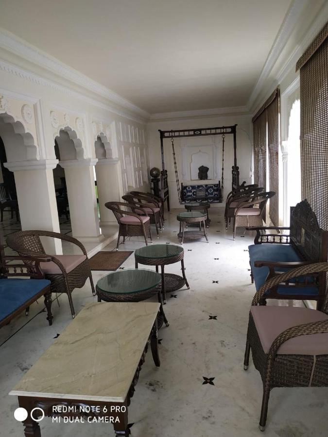 Mpt Sheesh Mahal, Orchha Otel Dış mekan fotoğraf