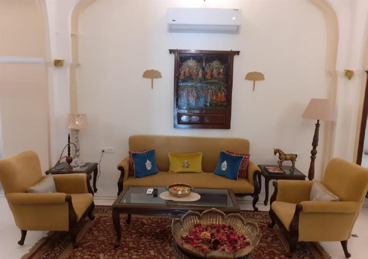 Mpt Sheesh Mahal, Orchha Otel Dış mekan fotoğraf