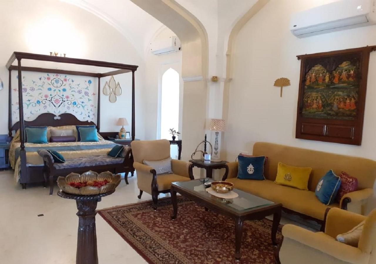 Mpt Sheesh Mahal, Orchha Otel Dış mekan fotoğraf